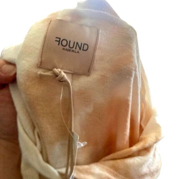 Found LA NWT Rose-Taupe Tie Dye Hoodie, oversized small - Picture 2 of 8